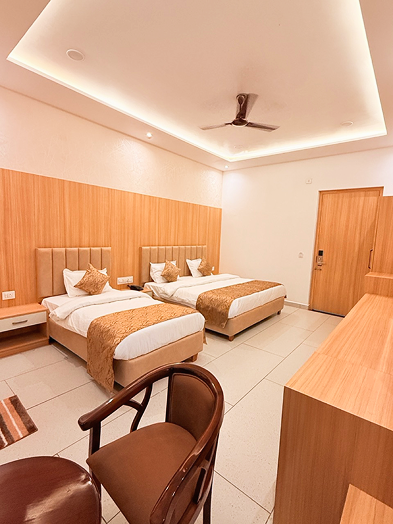 Luxury Room in Aaravya Hotel Ayodhya