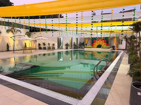 Poolside by Oasis